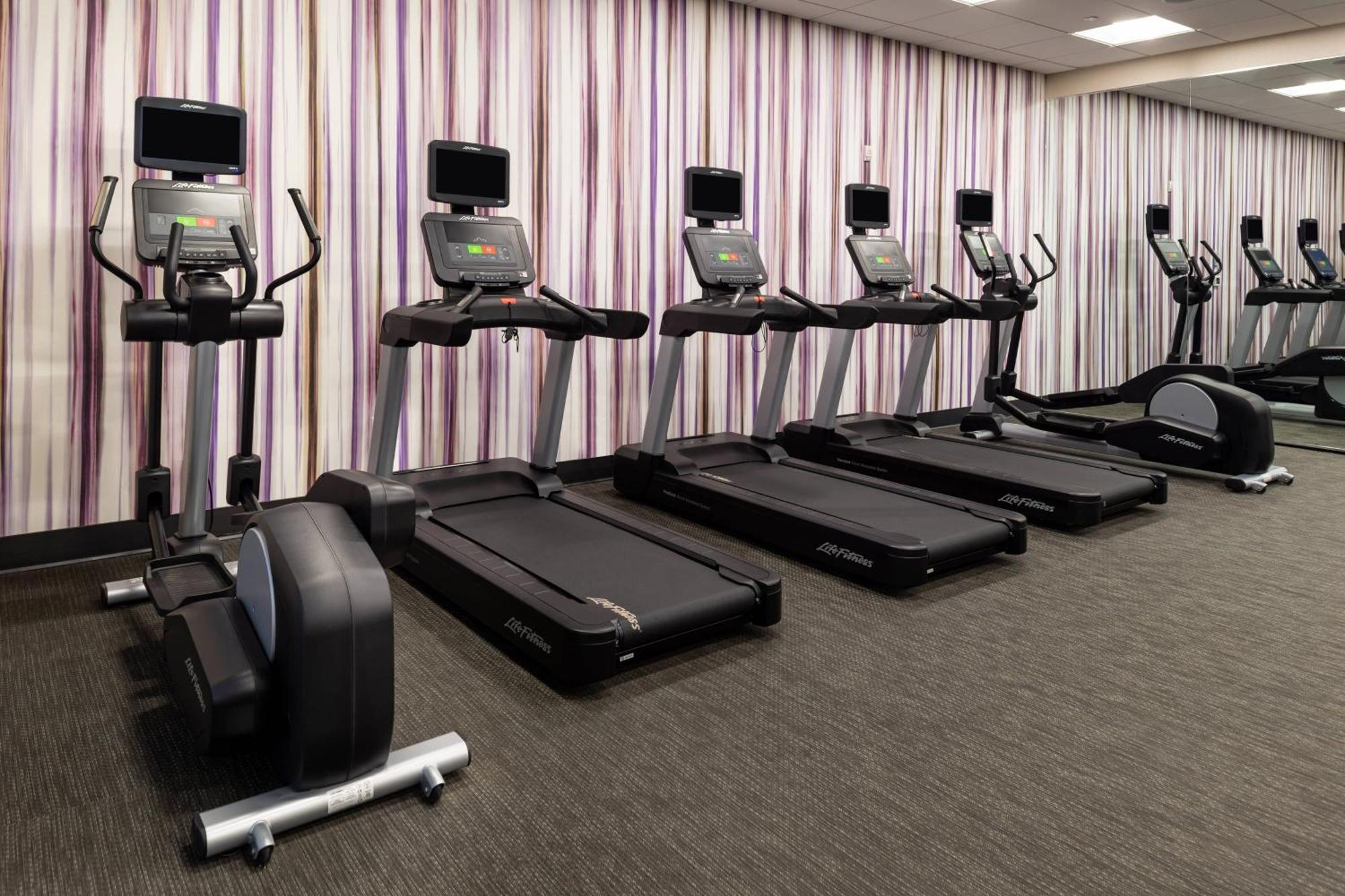 Courtyard By Marriott Charlotte Northlake Luaran gambar