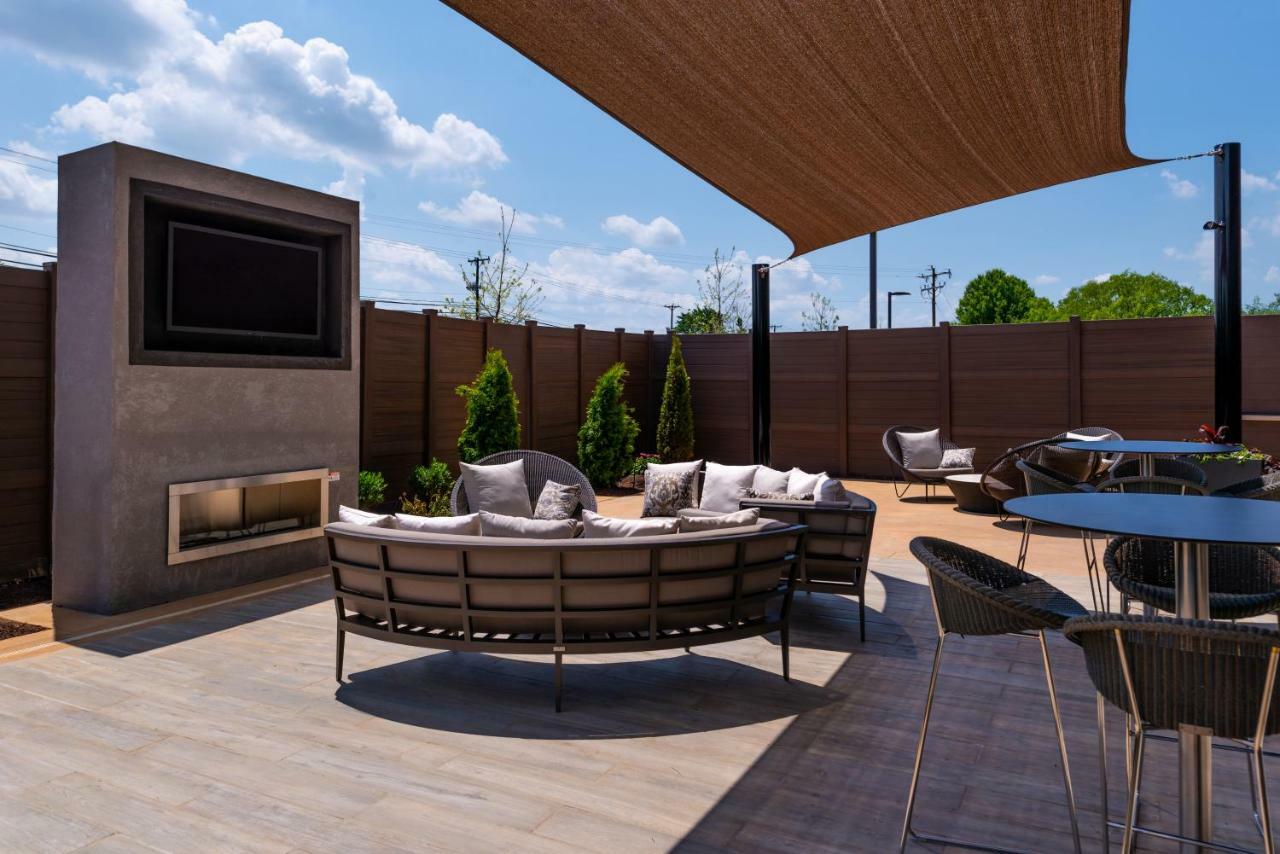 Courtyard By Marriott Charlotte Northlake Luaran gambar
